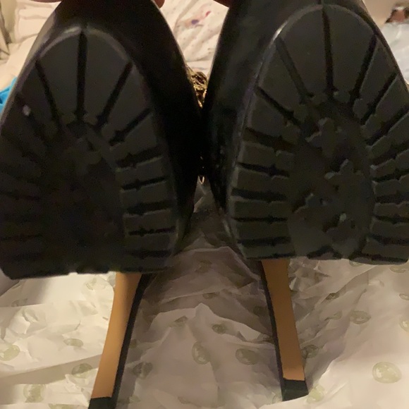 Zigi Girl Black stiletto boots with a chain Size 8.5 - Picture 5 of 5